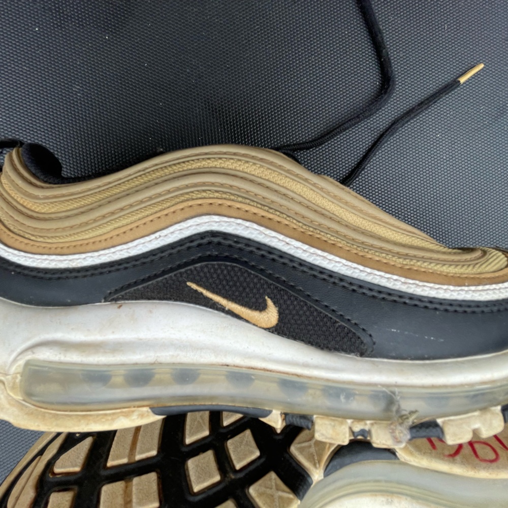 Gold Airmax
